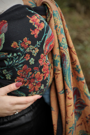 Baby wrap Yaro Floral Trio Black Red Green Yellow Tencel - Woven Baby Wrap