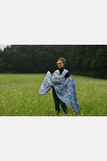 Yaro Ava Trinity Peacock Rainbow Tencel