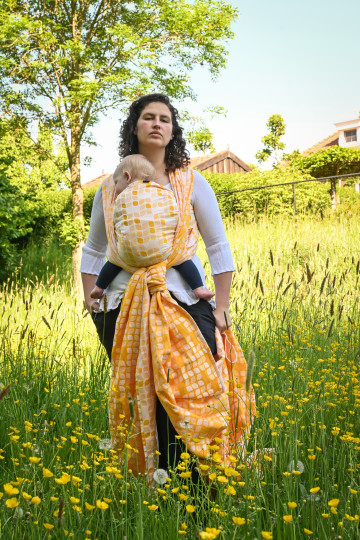 Yaro Petals Duo Yellow White Seacell Ring Sling | Slingomama