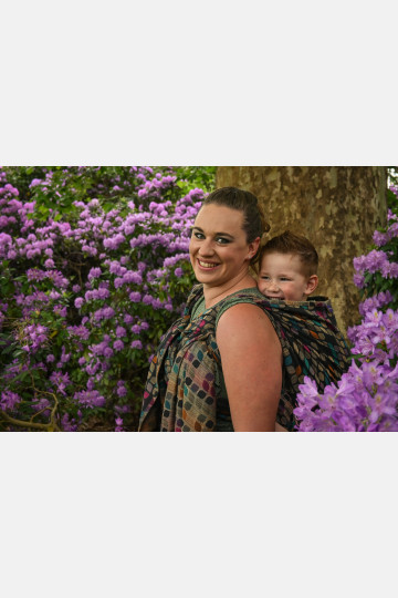 Yaro Petals Duo Black Camel Rainbow Wool Silk Seacell Ring Sling | Slingomama