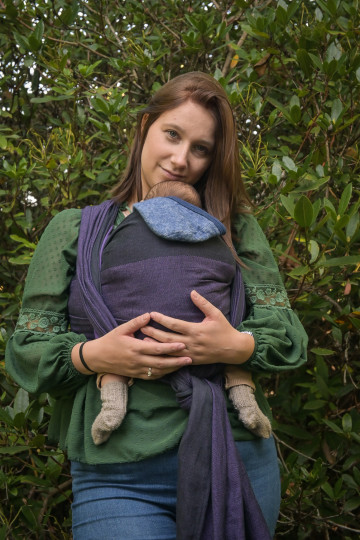 Yaro Newborn Purple Black Ring Sling