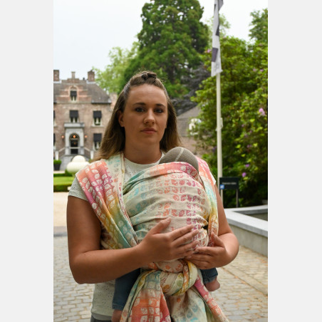 Yaro Petals Ultra Bonbon Rainbow Linen Ring Sling