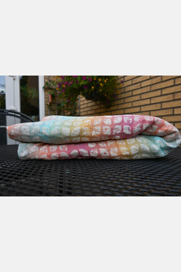 Yaro Petals Ultra Bonbon Rainbow Linen