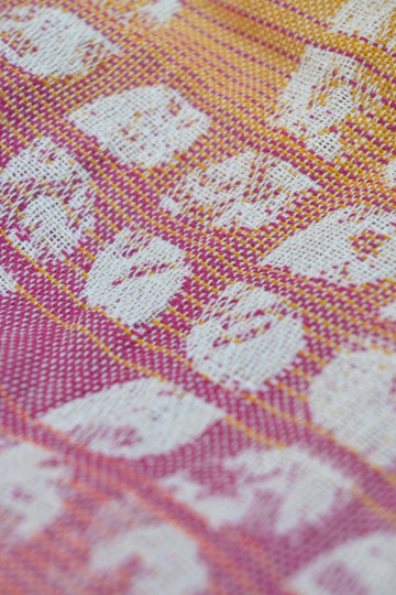 Yaro Petals Ultra Bonbon Rainbow Linen