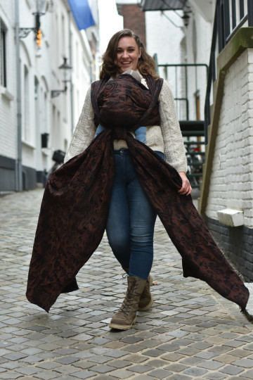Yaro Four Winds Black Brown Linen