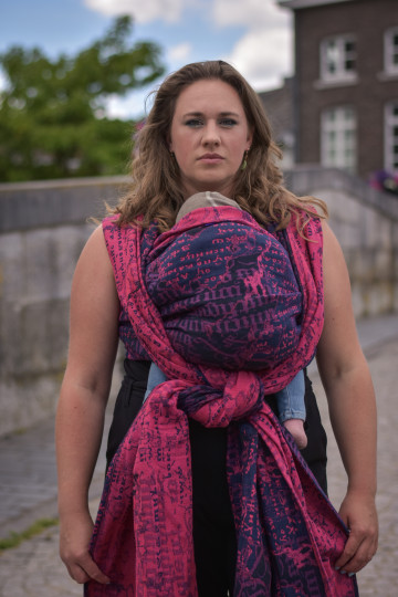 Yaro Runes Trinity Fuchsia Navy Paper Kapok Ring Sling