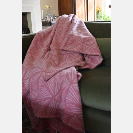 Yaro Blanket Magnetic Baby Rose Wool - Woven Baby Wrap | Slingomama
