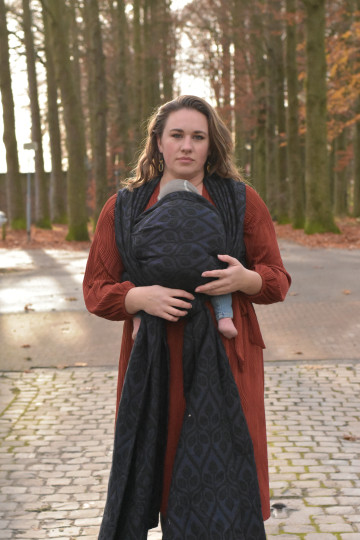 Yaro La Vita Puffy Black Navy Alpaca Wool