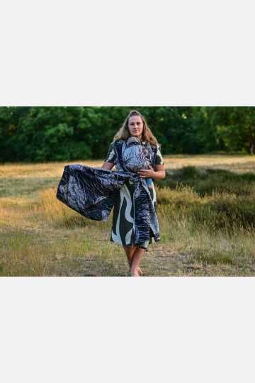 Yaro Wolf Duo Black White Tencel Seacell