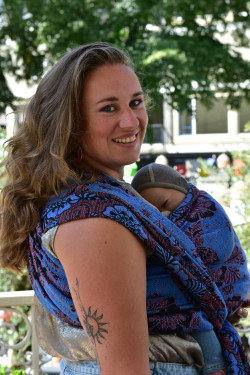 Yaro Ava Duo Black Blue Random Red - Geweven Draagdoek