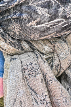 Yaro Terra Duo Brown Black Wool - Geweven Draagdoek