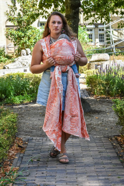 Yaro Flowersnake Duo Brick Orange Linen - Geweven Draagdoek