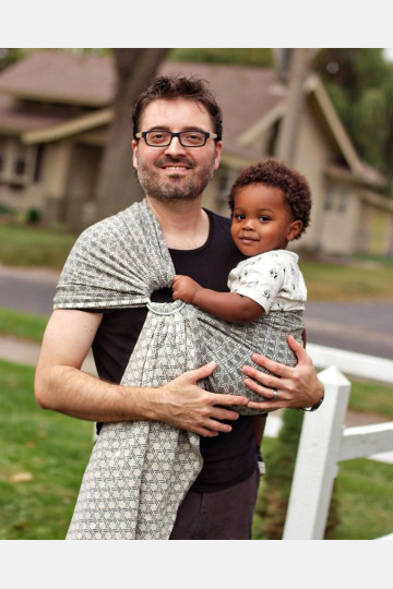 Yaro Basket Black Ring Sling