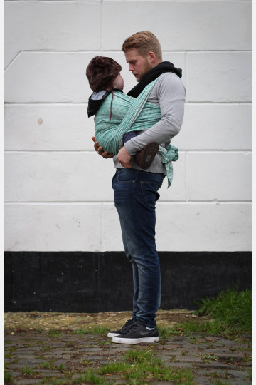 Yaro Basket Emerald Ring Sling